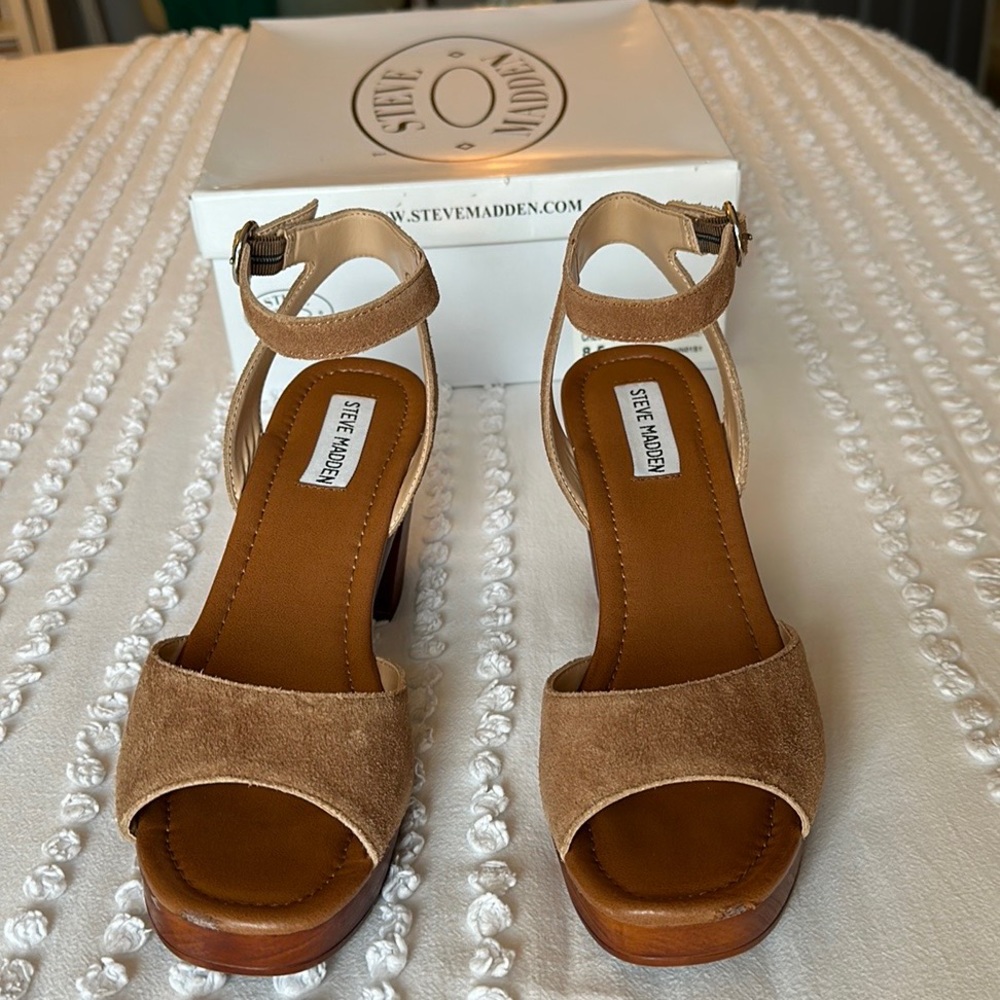 Lonnie Steve Madden Heel